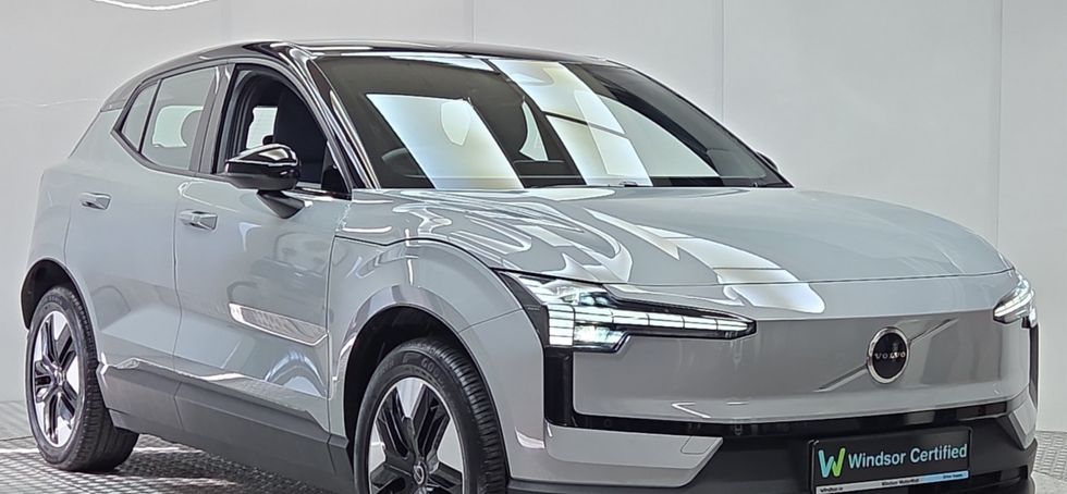 Volvo EX30 2024