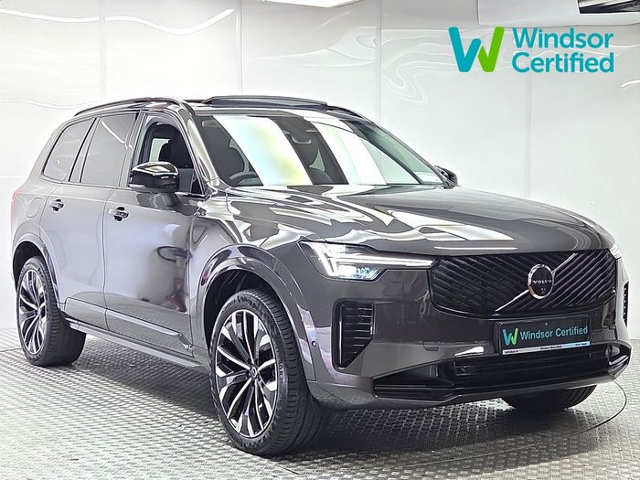 Volvo XC90 2025