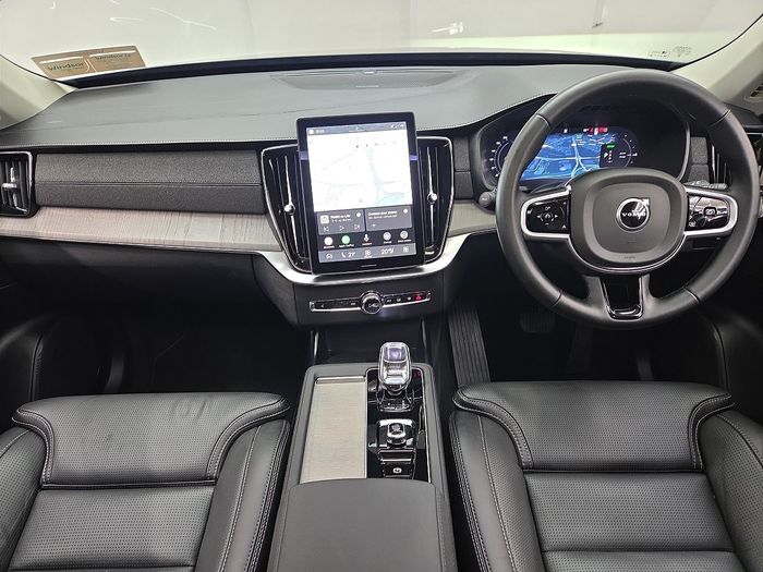 Volvo XC90 2025