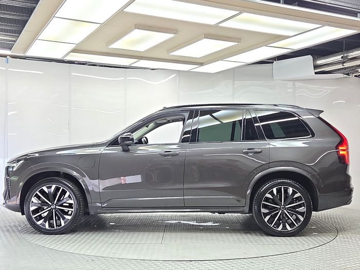 Volvo XC90 2025