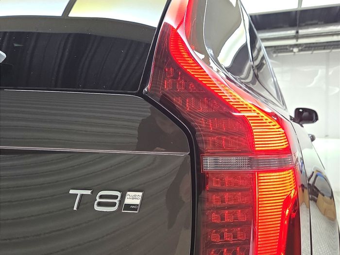 Volvo XC90 2025