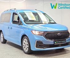Ford TOURNEO CONNECT 2025