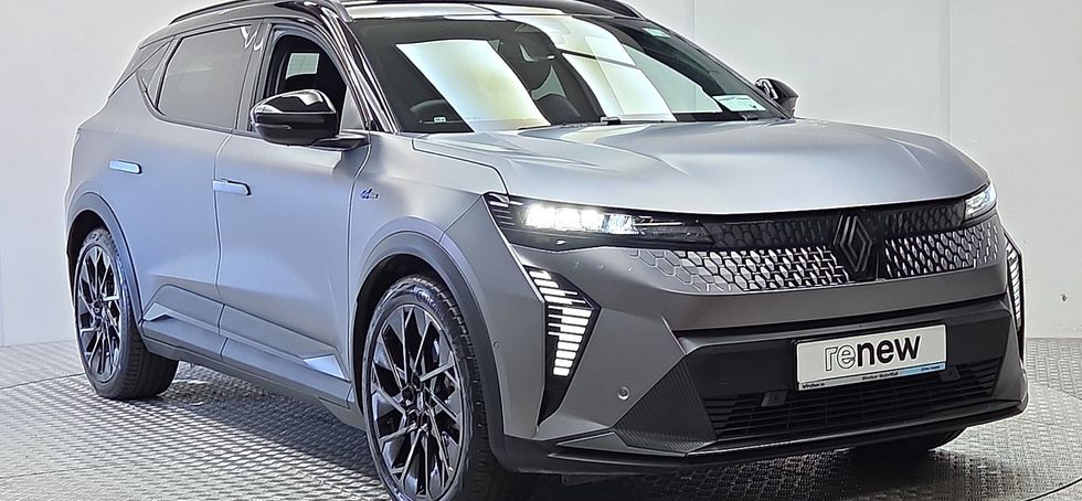 Renault Scenic E-Tech 2025