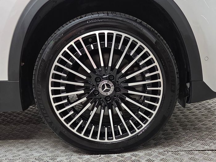 Mercedes-Benz EQA 2023