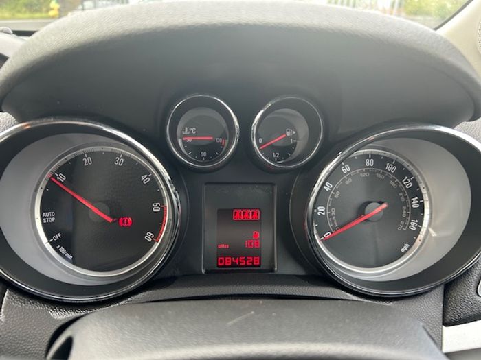 Vauxhall Mokka 2014