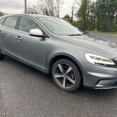 Volvo V40 2017