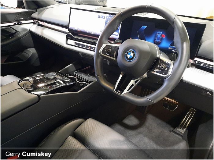 BMW 5 Series 2025