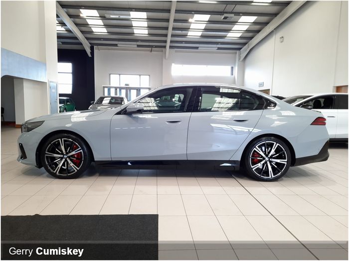 BMW i5 2026