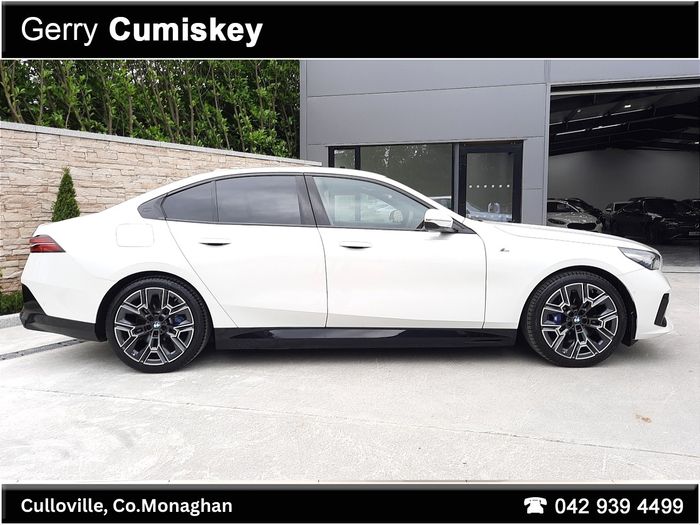 BMW i5 2025
