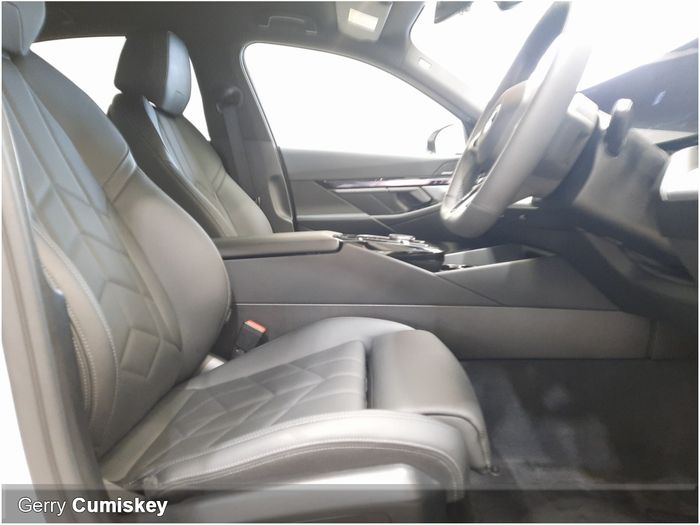 BMW i5 2025
