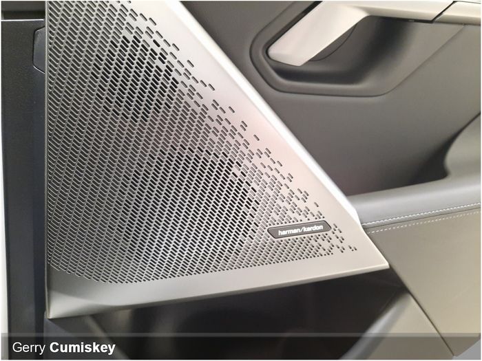 BMW i5 2025