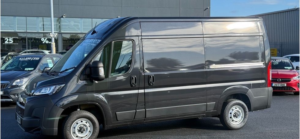 Renault Master 2025