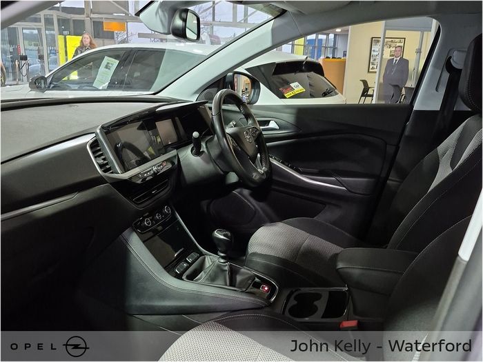 Opel GRANDLAND X 2023
