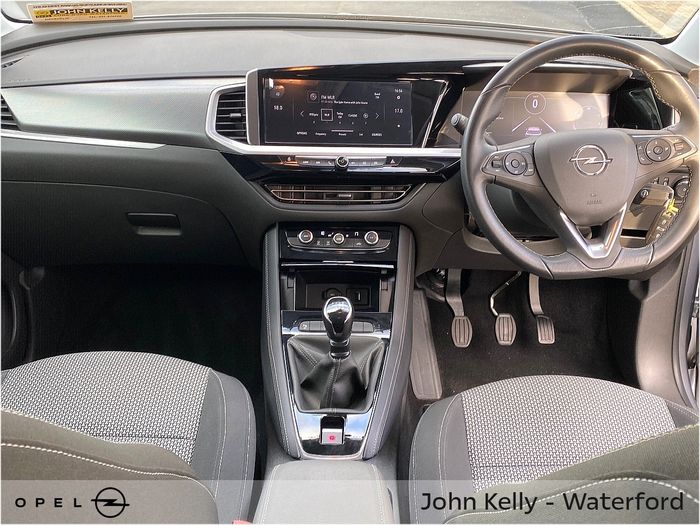 Opel GRANDLAND X 2024