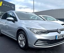 Volkswagen Golf 2024