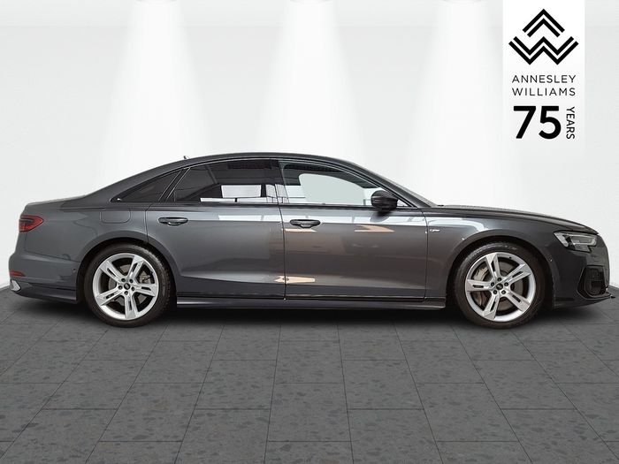 Audi A8 2024