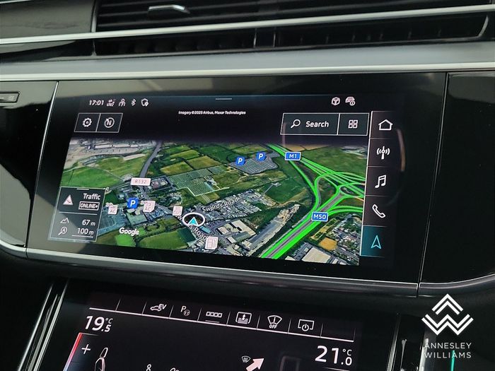 Audi A8 2024