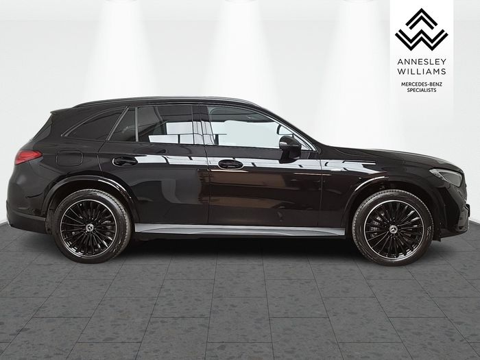 Mercedes-Benz GLC-Class 2025