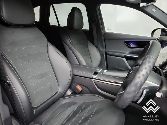 Mercedes-Benz GLC-Class 2025