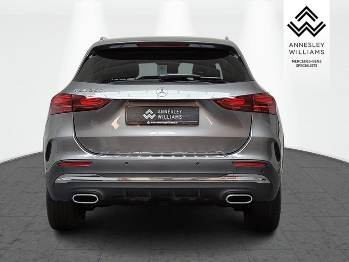 Mercedes-Benz GLA 2025