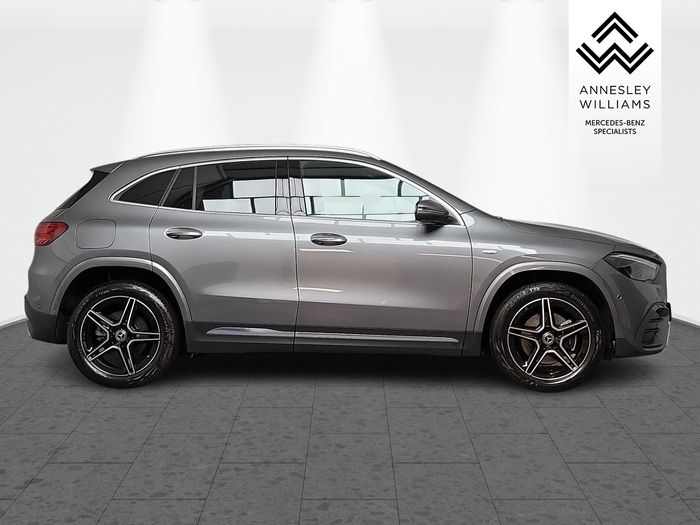 Mercedes-Benz GLA 2025