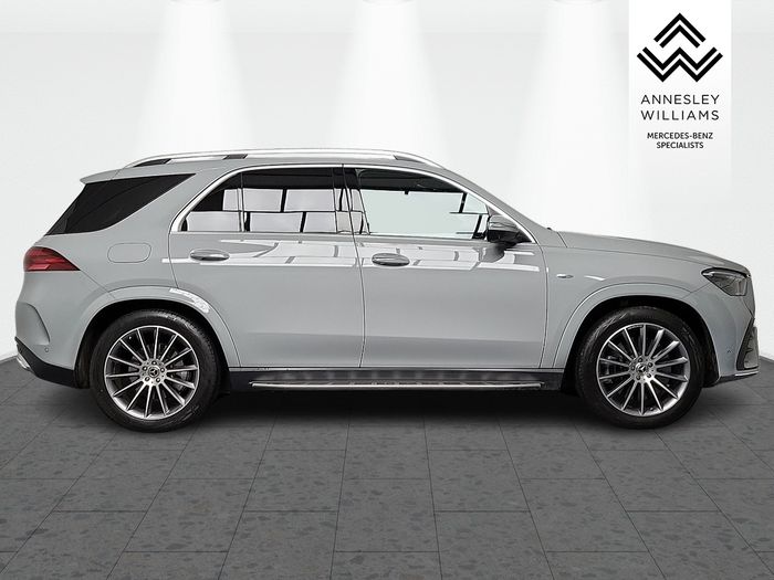 Mercedes-Benz GLE 2025