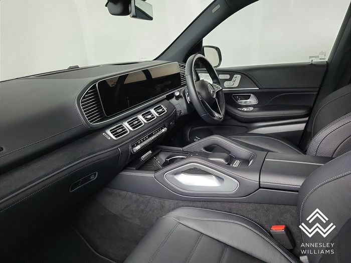 Mercedes-Benz GLE 2025
