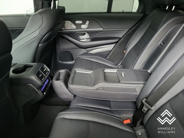 Mercedes-Benz GLE 2025