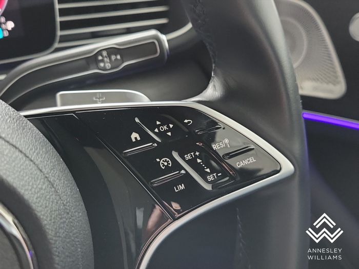 Mercedes-Benz GLE 2025