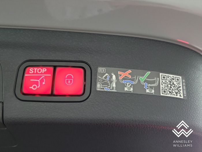Mercedes-Benz GLE 2025