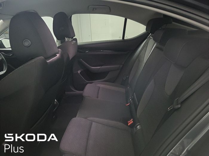 Skoda Octavia 2023