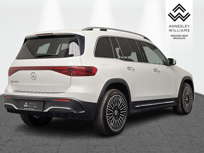 Mercedes-Benz EQB 2025