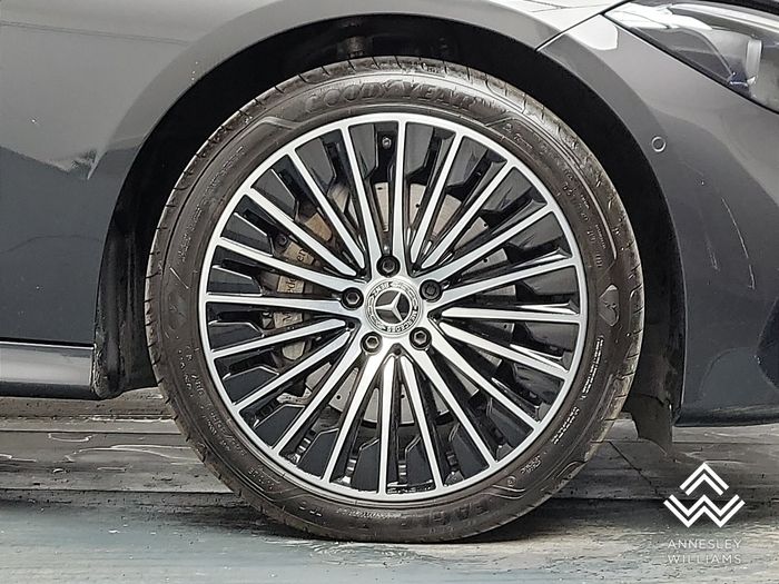 Mercedes-Benz CLE 2025