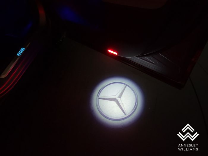 Mercedes-Benz EQB 2025