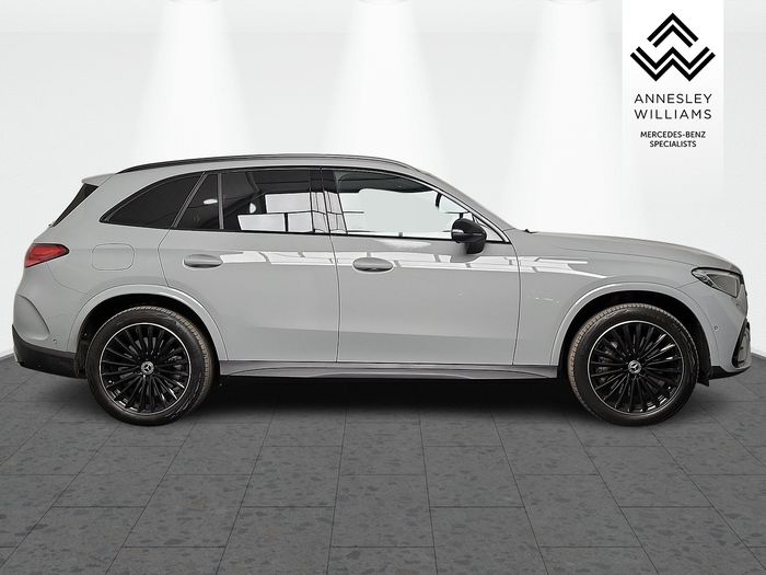 Mercedes-Benz GLC-Class 2025