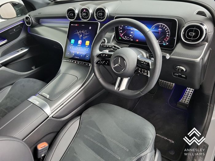 Mercedes-Benz GLC-Class 2025