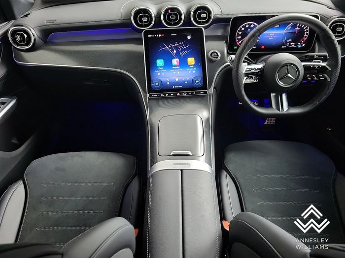 Mercedes-Benz GLC-Class 2025