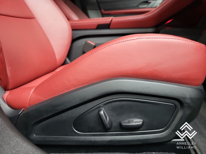 Porsche Taycan 2023
