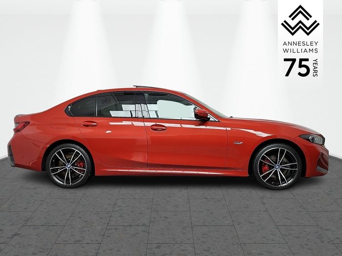 BMW 3 Series 2024