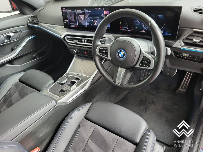 BMW 3 Series 2024