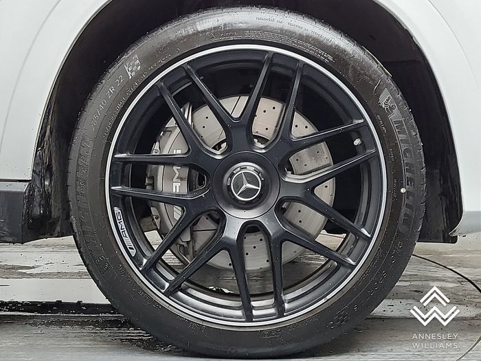 Mercedes-Benz GLE 2025