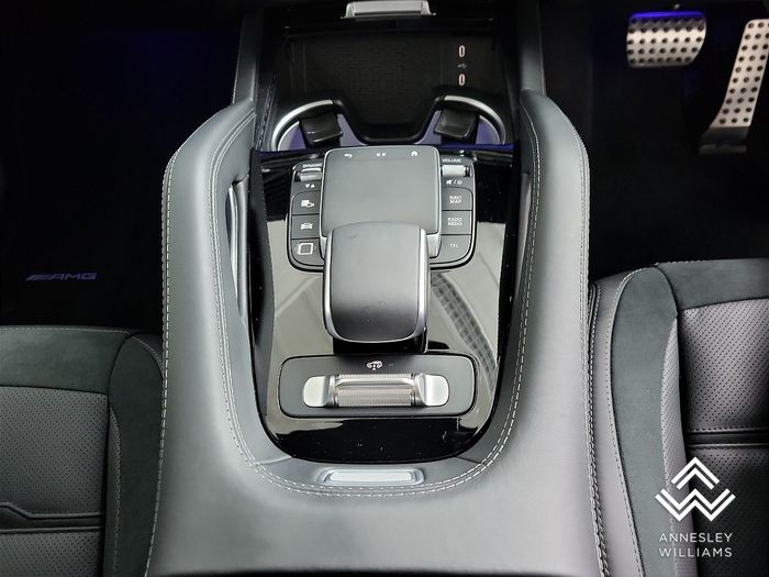 Mercedes-Benz GLE 2025