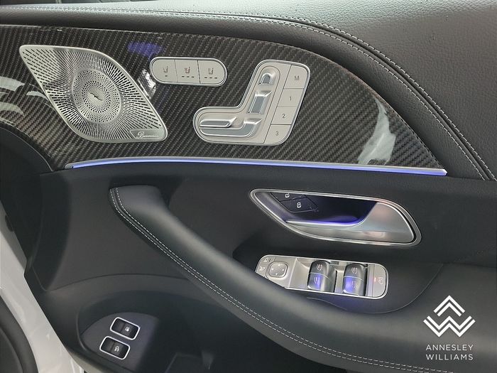Mercedes-Benz GLE 2025