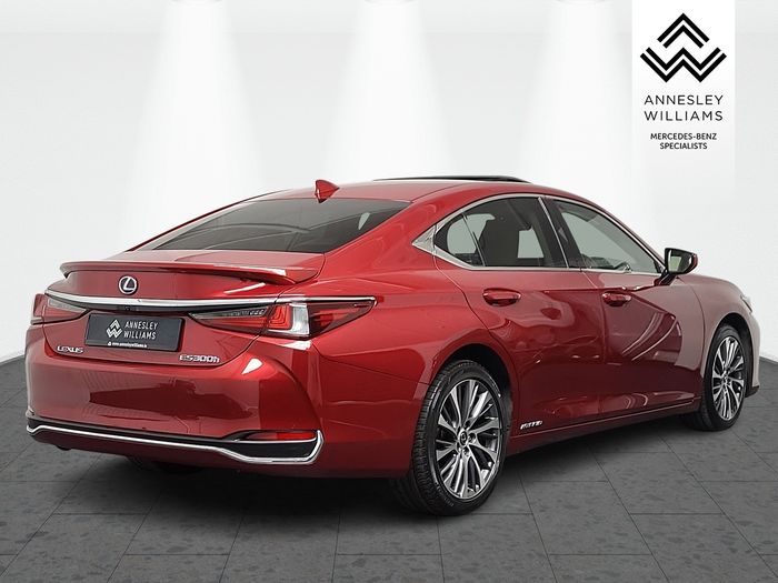 Lexus ES 2021