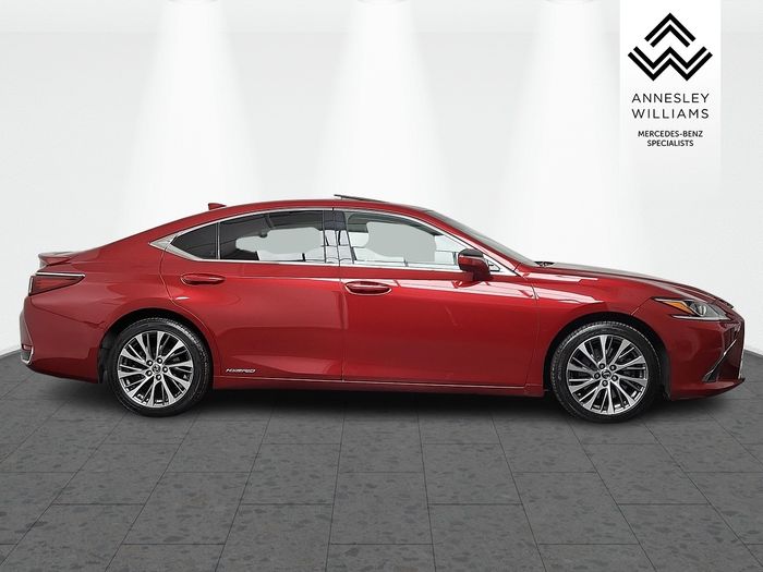 Lexus ES 2021