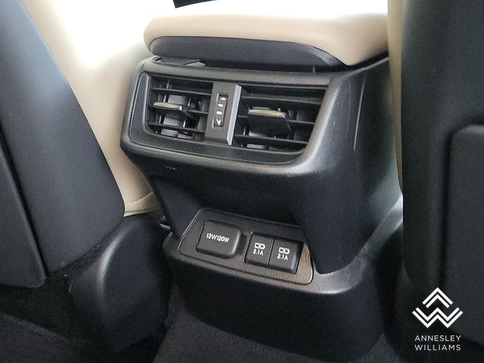 Lexus ES 2021