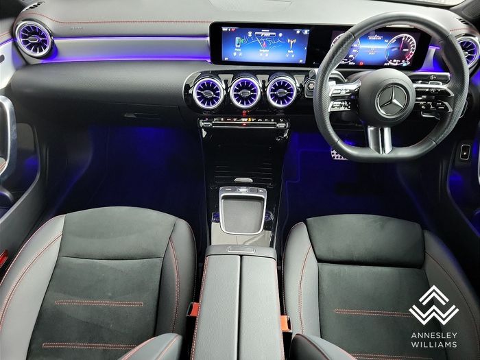 Mercedes-Benz CLA 2024