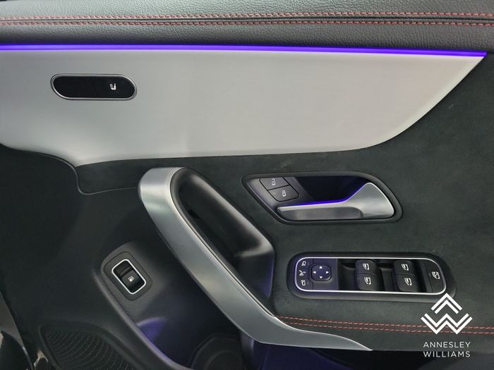 Mercedes-Benz CLA 2024