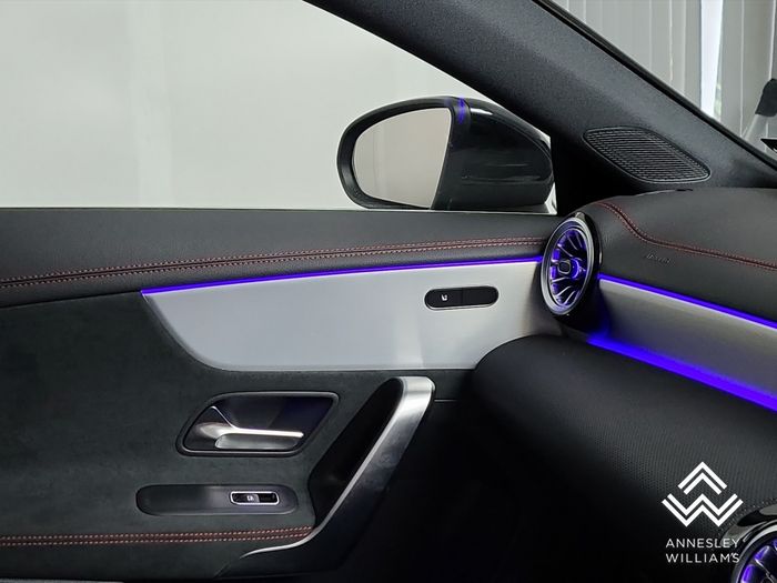 Mercedes-Benz CLA 2024