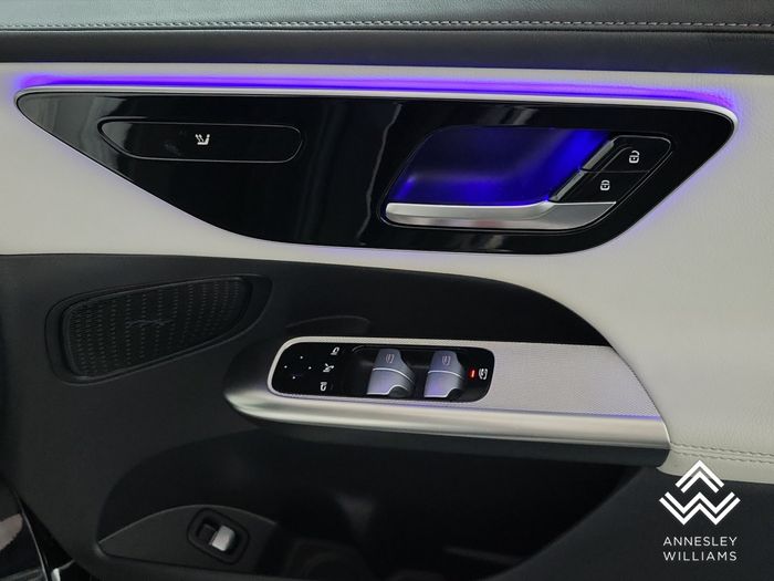 Mercedes-Benz GLC 2023